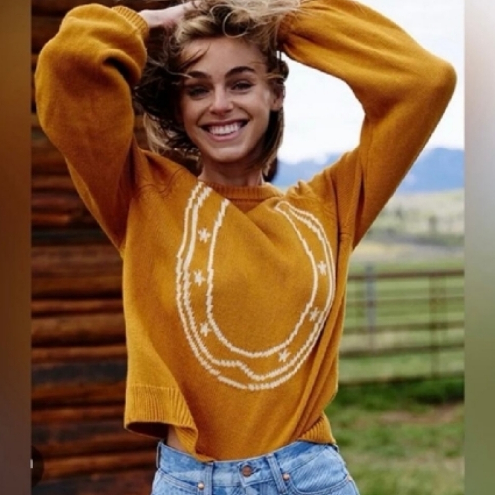 Wrangler Mustard Horseshoe Crewneck Sweater - Women